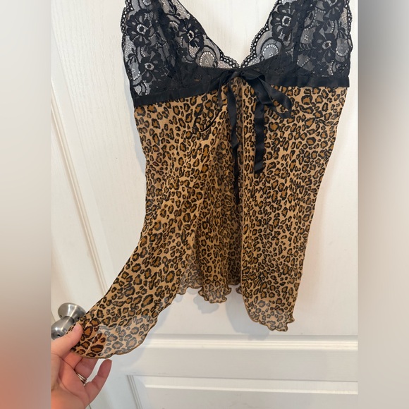 Victoria's Secret Leopard and Black Lace lingerie - Picture 2 of 4